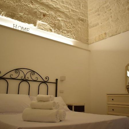 Al Solito Posto Suite ออสตูนี ภายนอก รูปภาพ